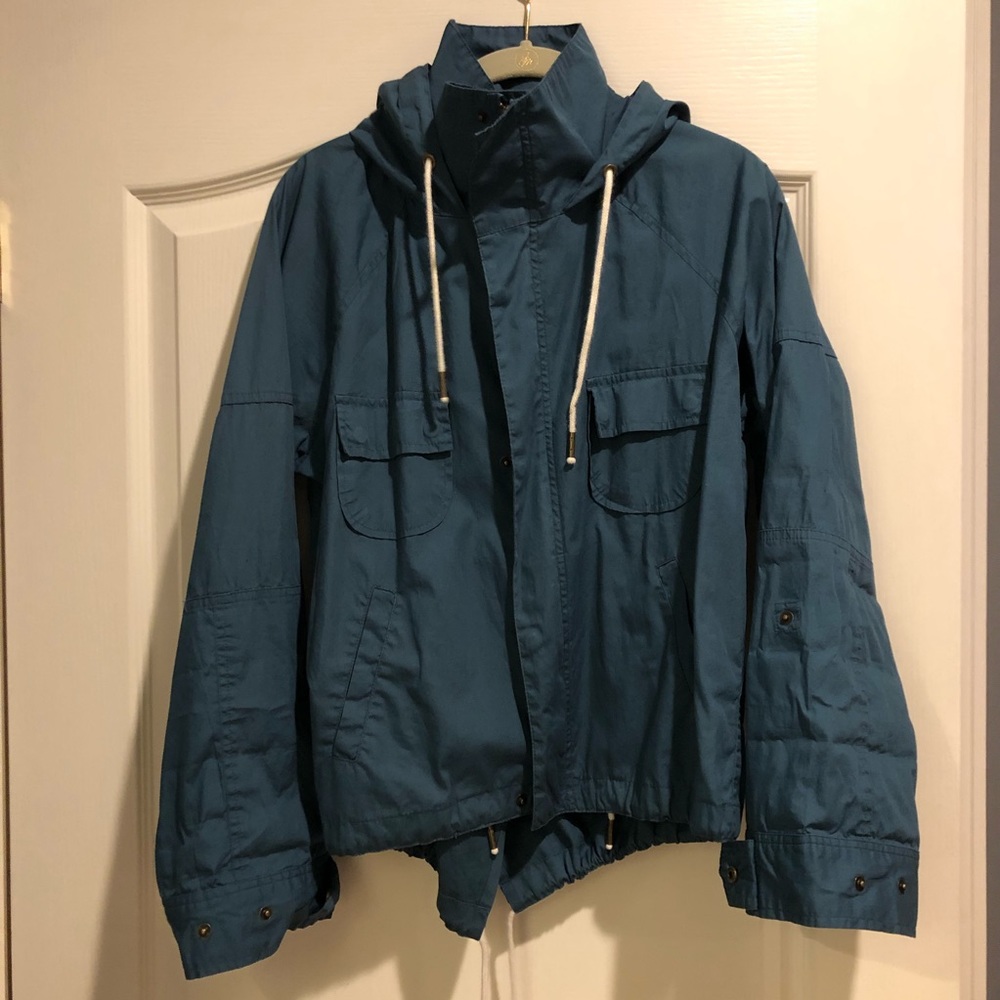 Alternative | Blue Jacket